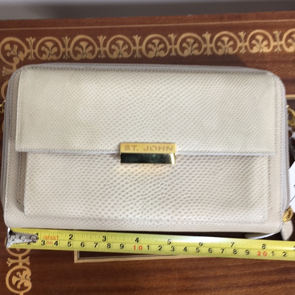 NWT St. John Cream wallet bag on Gold Chain Reptile $395 - Picture 7 of 16